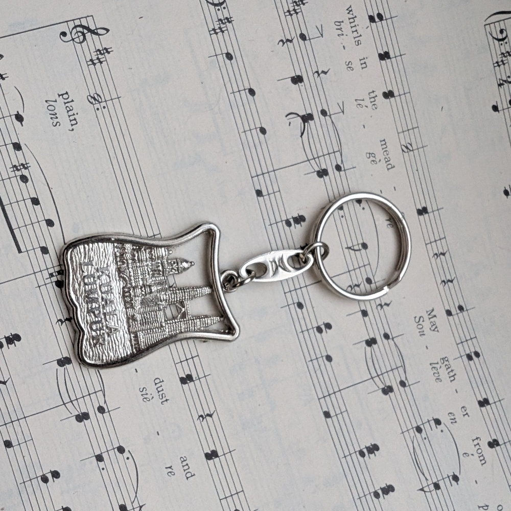 Silver Keychain with Cityscape Design - Picture 6 of 7